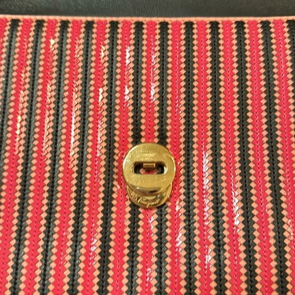 Salvatore Ferragamo bag. - Picture 6 of 9